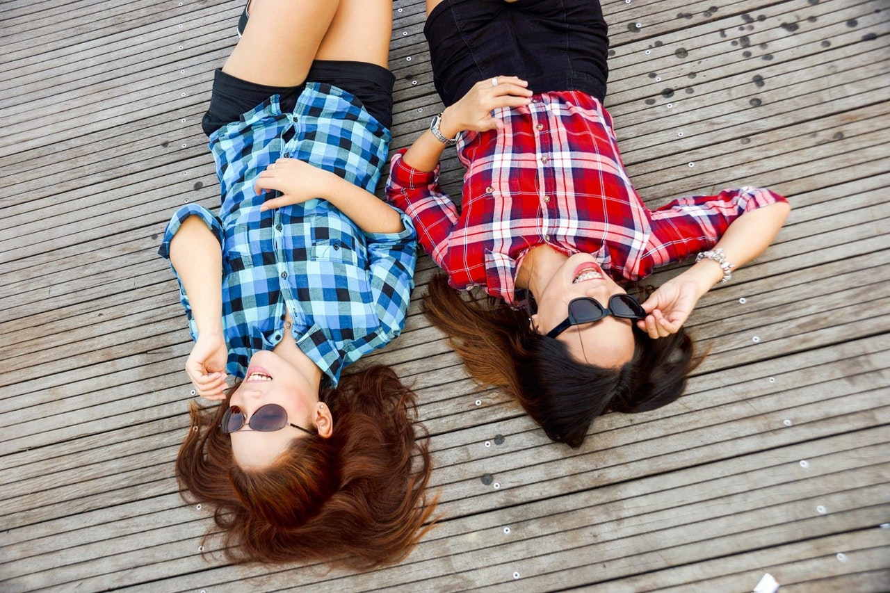 brunette clothes fashion 58592