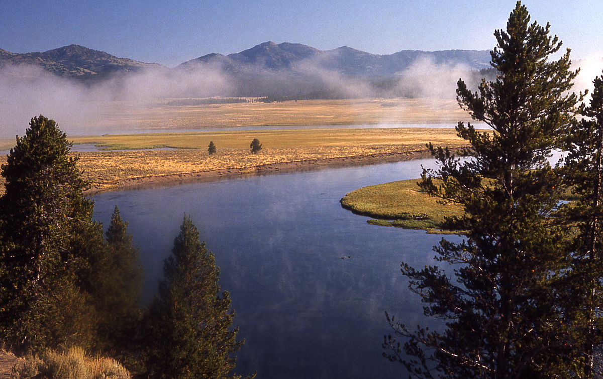 1200px Yellowstonesteam