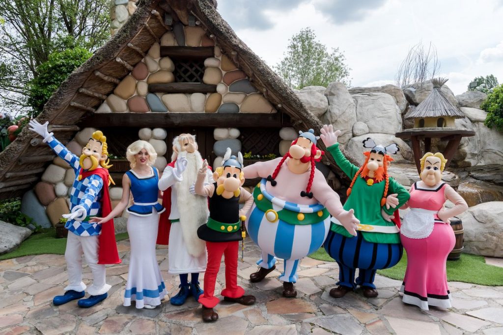 asterix characters at parc asterix 1024x683 1