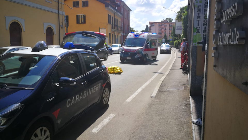 ciclista morto arona