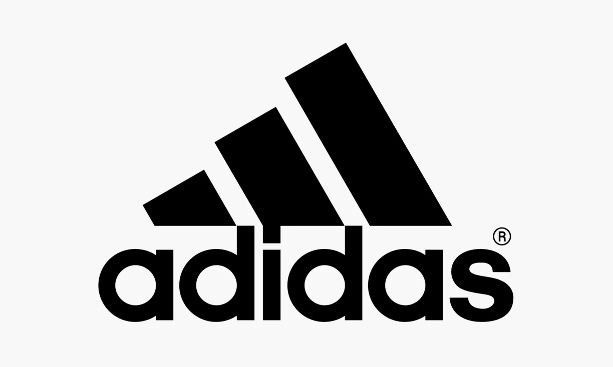In cammino verso i mondiali 2022: Adidas