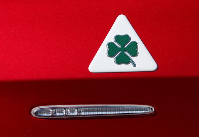 alfa romeo quadrifoglio 6