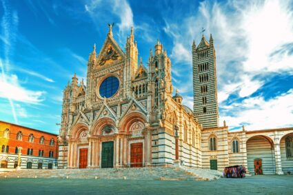 Custodi di arte e fede: Duomo di Siena