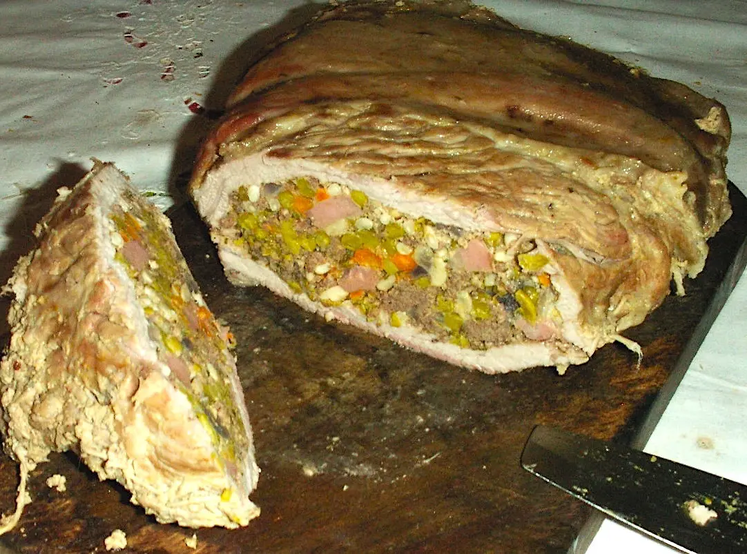 La cima alla genovese, piatto ligure della Pasqua Cima alla genovese tagliata 1