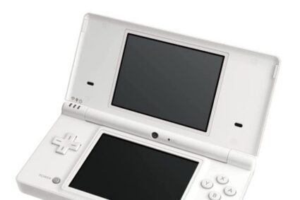 Esce il Nintendo DSi: una nuova era per il gioco portatile