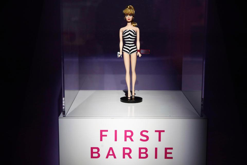 Il debutto di Barbie: un’icona che ha cambiato il mondo dei giocattoli barbie